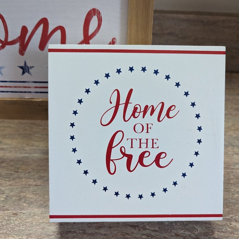 Patriotic Wall Decor, Red White Blue Decor Ashland Home Wall Sign Decor NWT 2PK - Picture 2 of 14